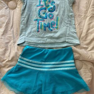 Adidas skort outfit.